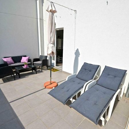 Apartment Kristina Murter Bagian luar foto